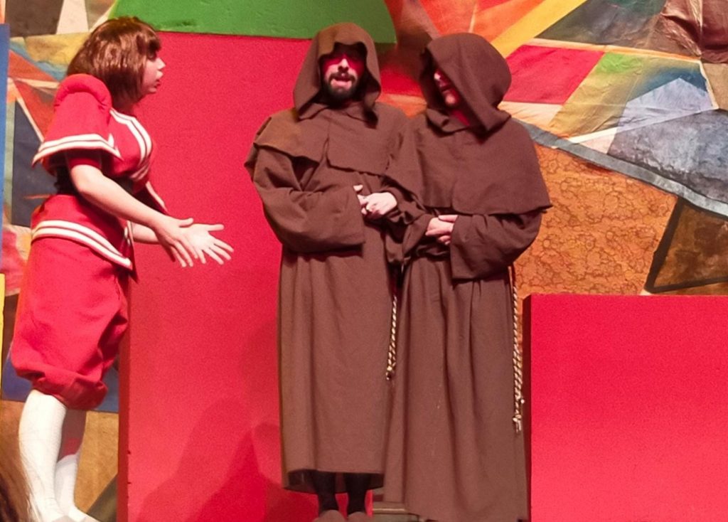 Crítica: obra “Los Figurantes”